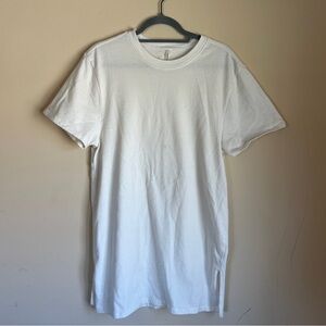 Fear of God Essentials Long T-shirt size Small